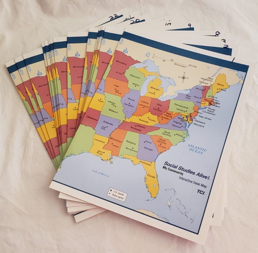 SET OF 15~SOCIAL STUDIES ALIVE~OUR COMMUNITY AND BEYOND INTERACTIVE DESK MAP~TCI