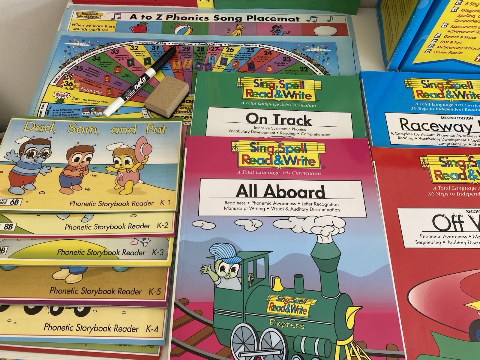 Sing Spell Read & Write Kindergarten Level 1 Combo Kit 2nd Edition Sue Dickson