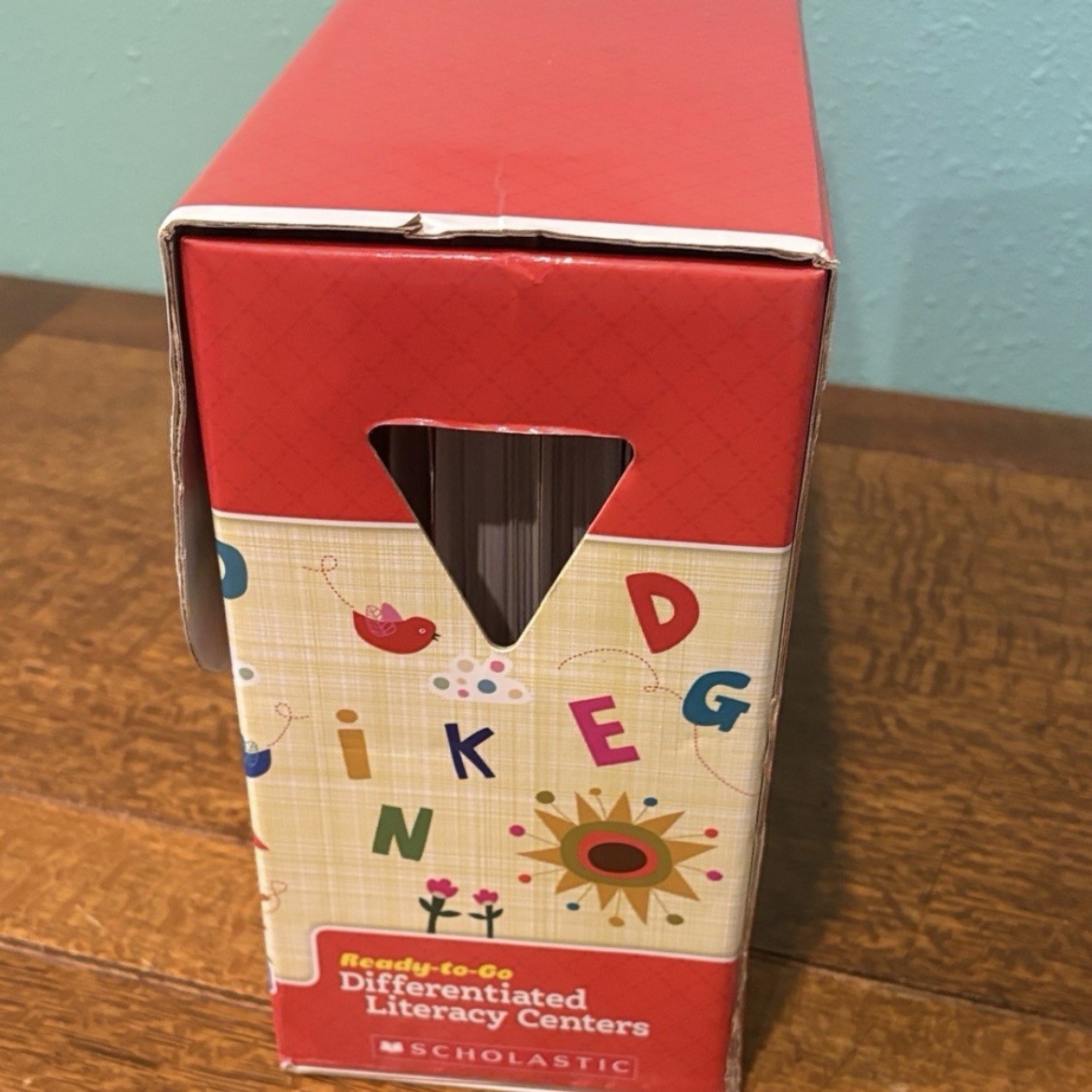 Scholastic Differentiated Literacy Centers for Kids – Grade 1. Great condition.