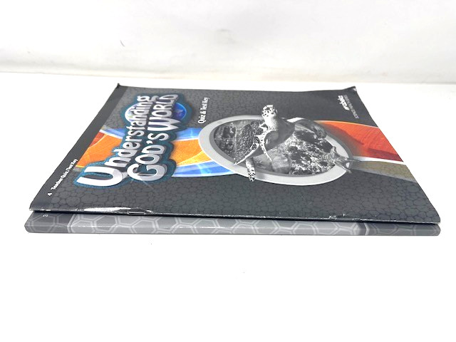 (2) Exploring & Understanding God‘s World Abeka Science Grade 3 & 4 Teacher Key