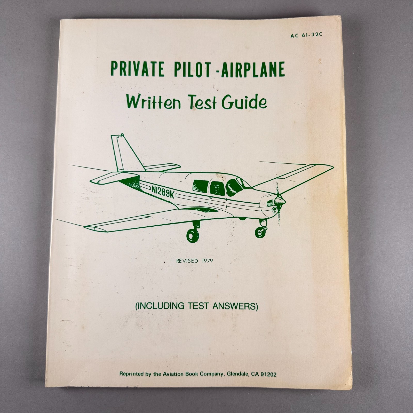 1979 FAA Private Pilot Airplane Written Test Guide AC 61-32C Aviation Book