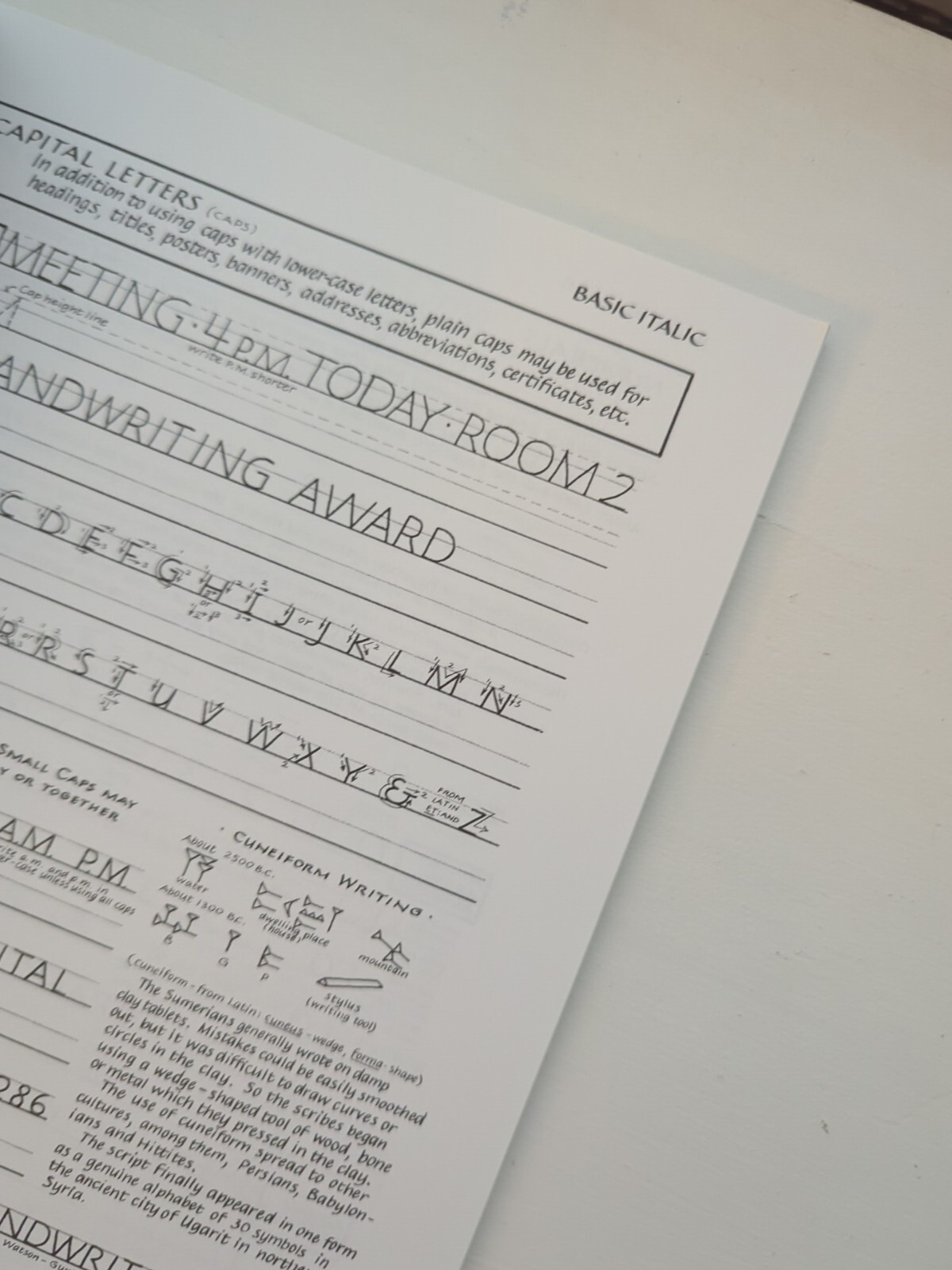 Write Now : A Complete Self-Teaching Program for Better Handwriti