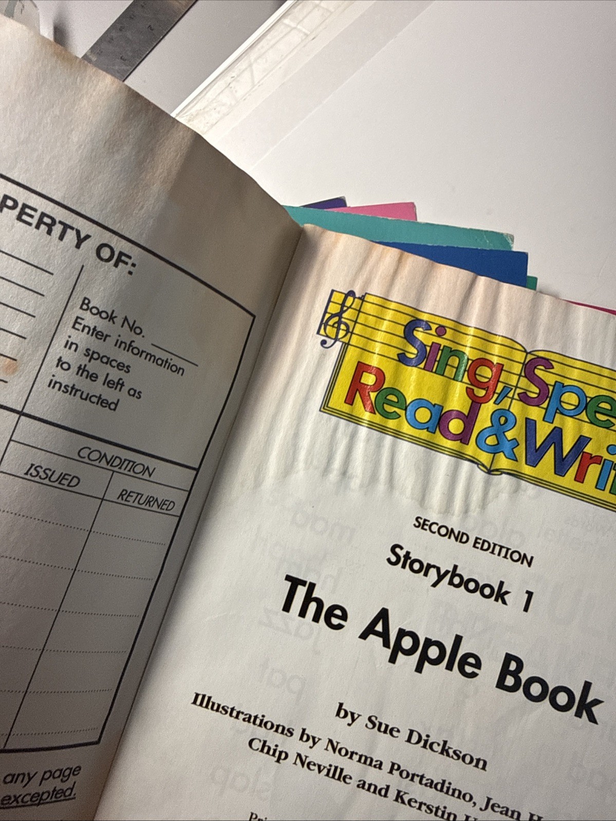 Sing, Spell, Read & Write- Level 1 Readers 1-17 SET, Water Damage‼️ & COVER WEAR