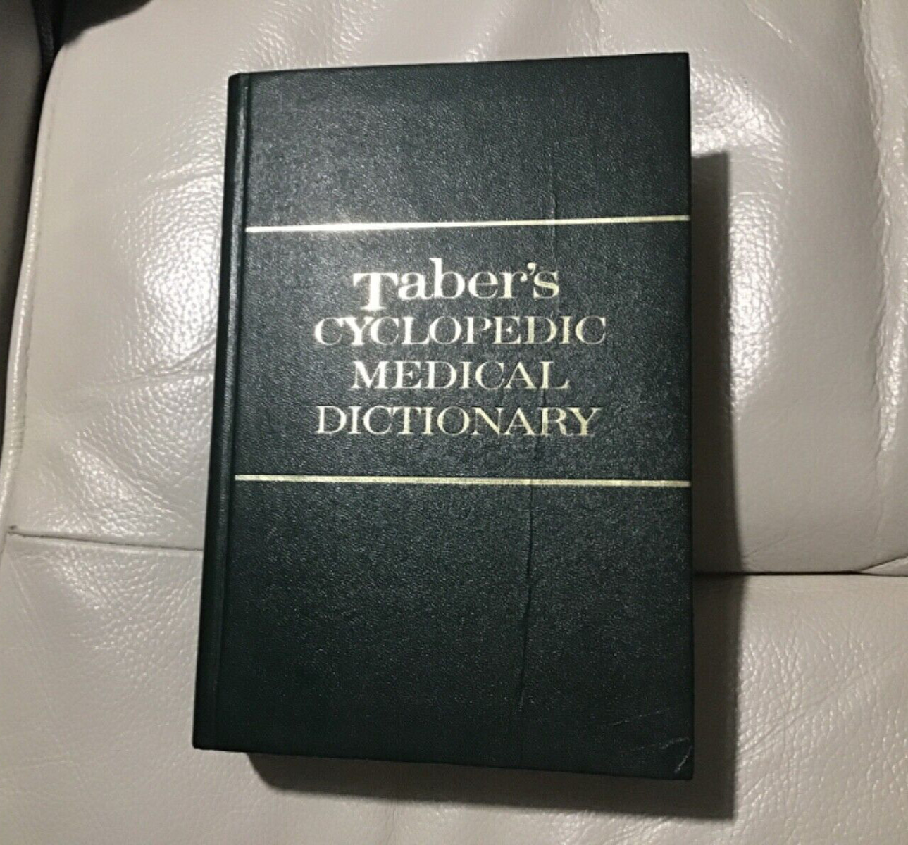 Tabers Cyclopedic Medical Dictionary 15 th Edition Hardback