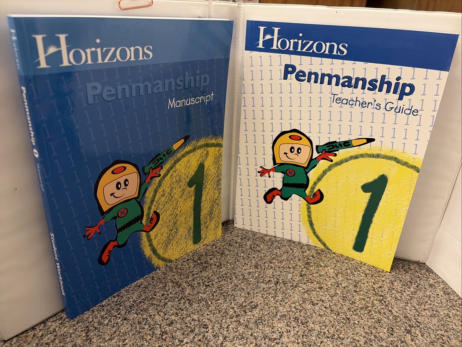 Horizons Grade 1 Penmanship Set (new)