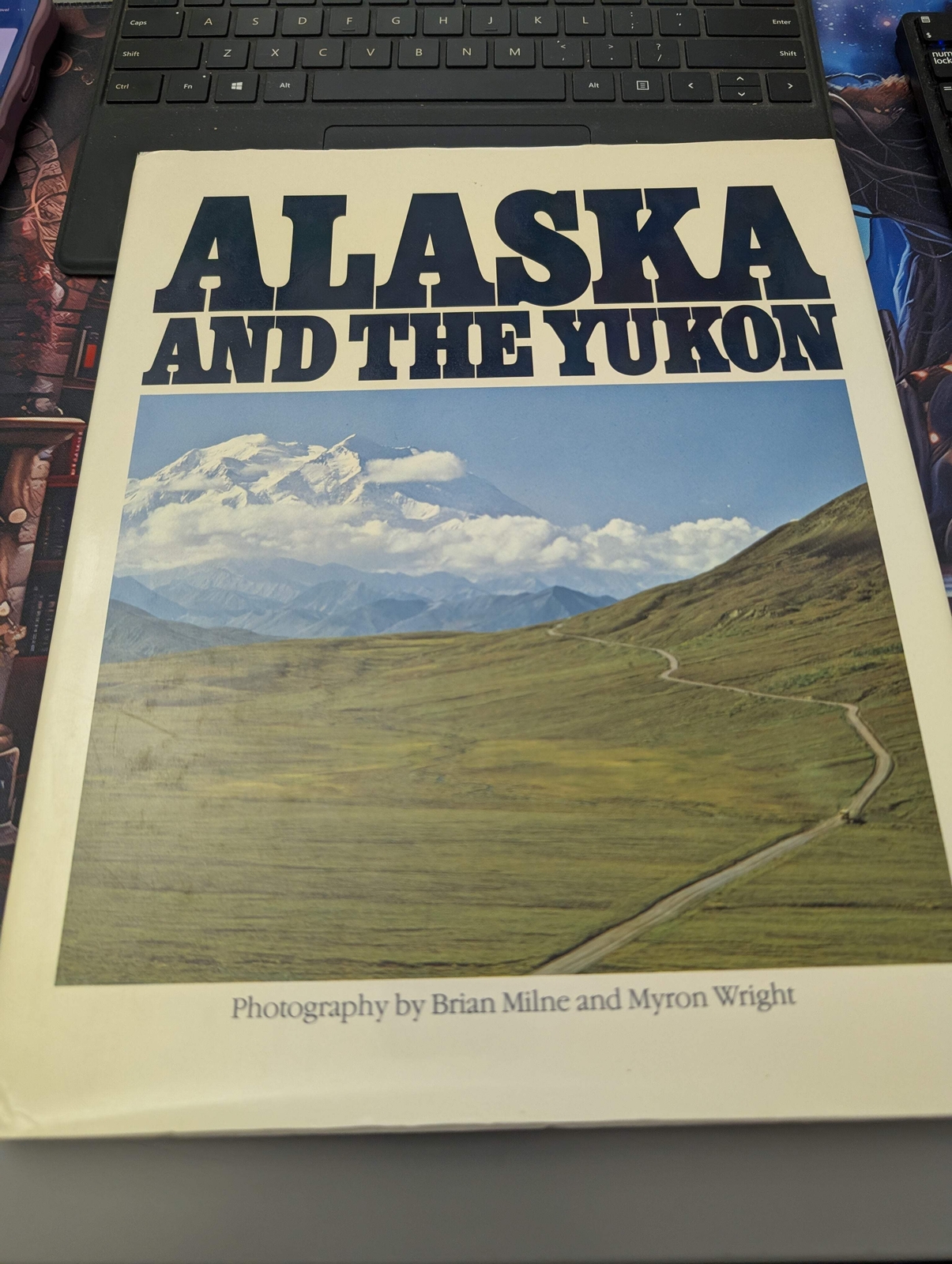 Alaska and the Yukon by Jurgen F. Boden HCDJ VERY GOOD SEE PICS