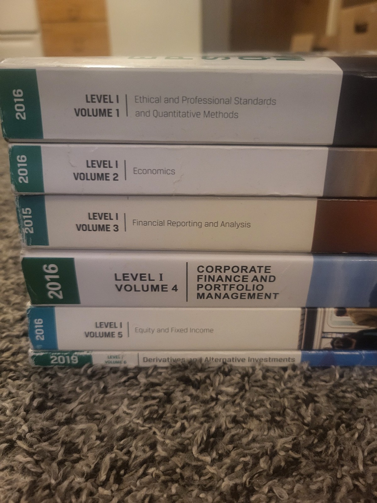2015 2016 2019 CFA Program Cirriculum Level I Box Set – Assorted years