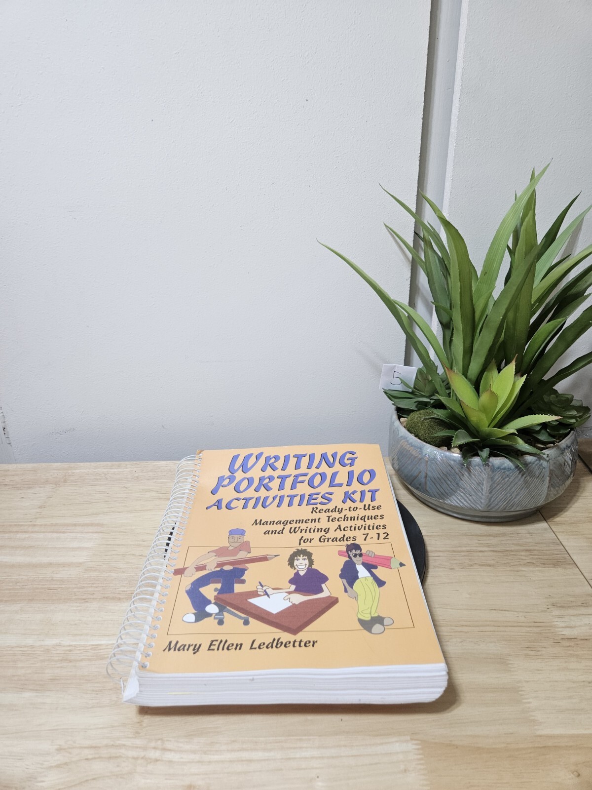 WRITING PORTFOLIO ACTIVITIES KIT: READY-TO-USE MANAGEMENT By Mary Ellen