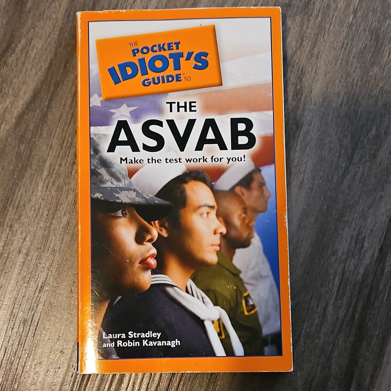 Alpha Books The Pocket Idiot’s Guide to the ASVAB 1st Ed Study Guide (2004)