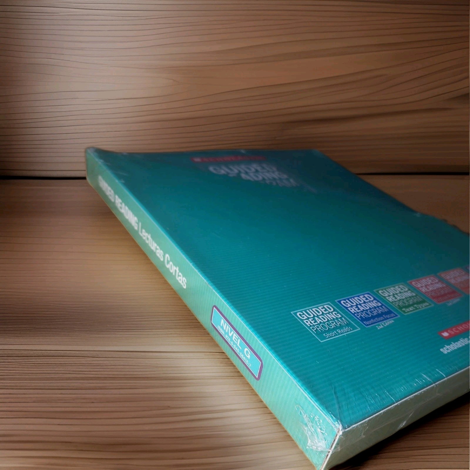 Scholastic includes Spanish-language educational materials Level G