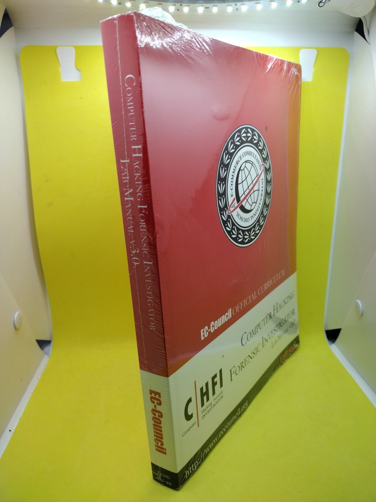 EC-COUNCIL: Ethical Hacking &… Courseware Manual v3.0 Volume 1-2-3 & Lab MV3.0