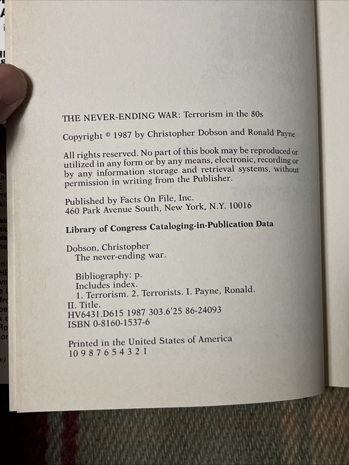 The Never-Ending War: Terrorism in the 80’S by Christopher Dobson. HC/DJ 1st Ed.