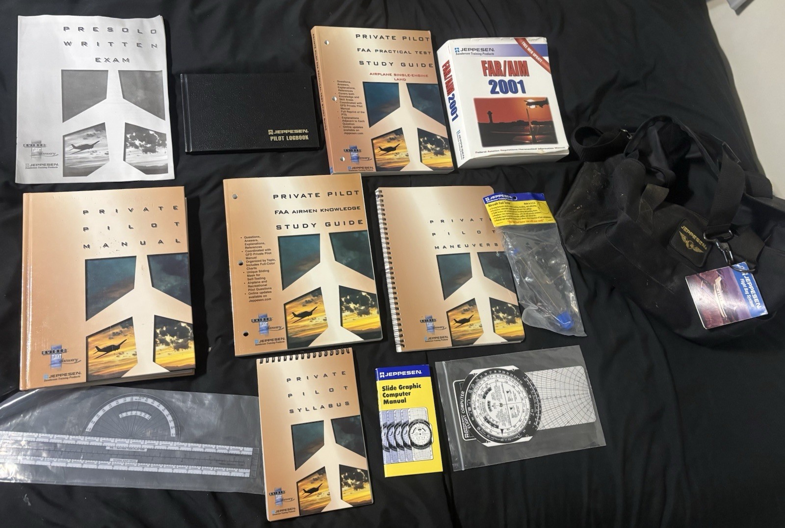 Jeppesen Pilot Training Books And Accessories With Bag
