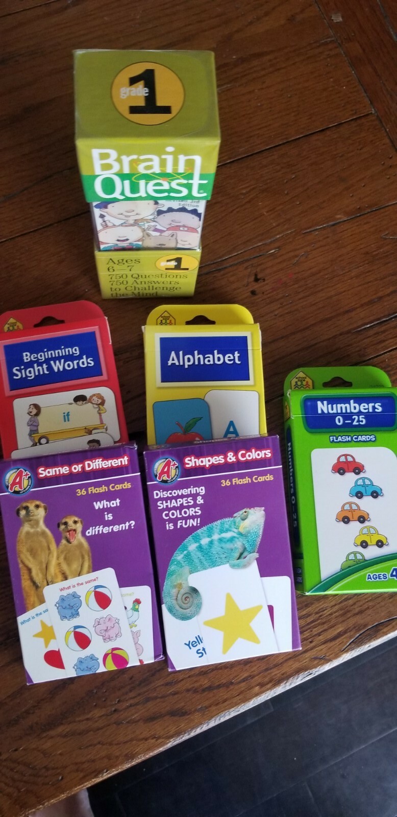 Homeschool/practice at home–Kindergarten/1st Grade FLASHCARDS & Brain Quest 1st