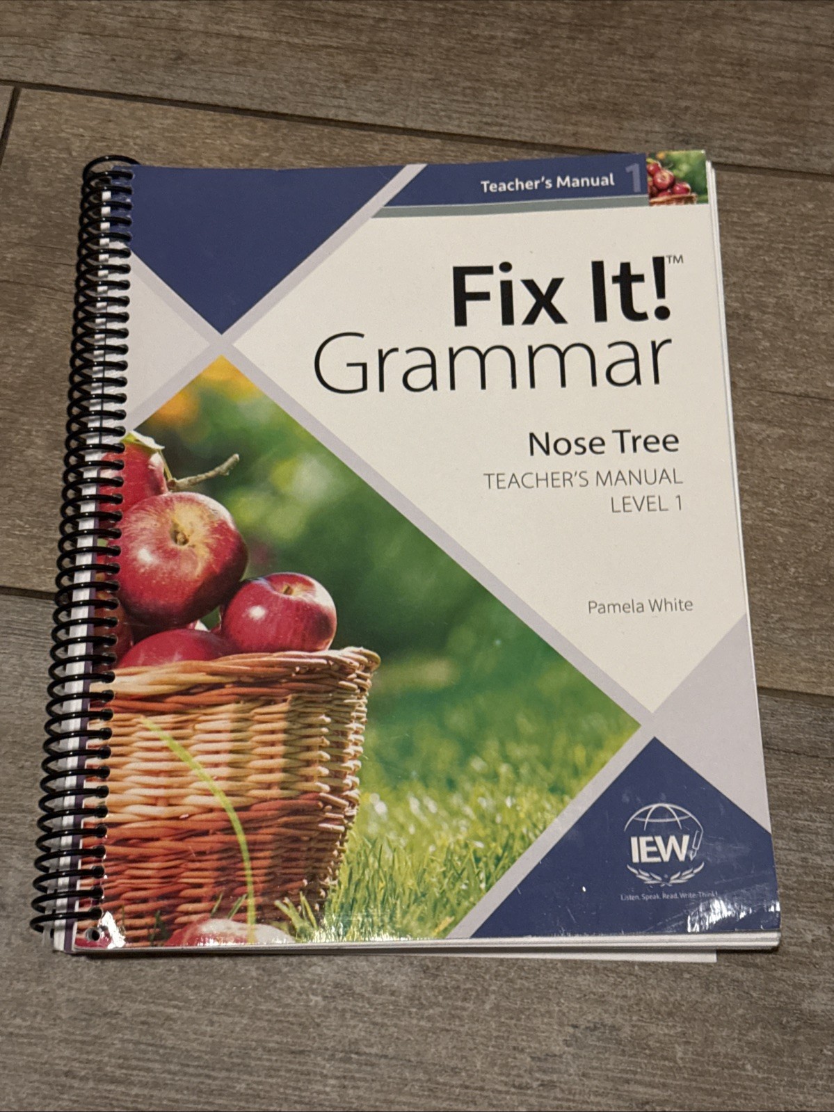 Fix It Grammar: Level 1 Nose Tree Student Book – Spiral-bound – GOOD