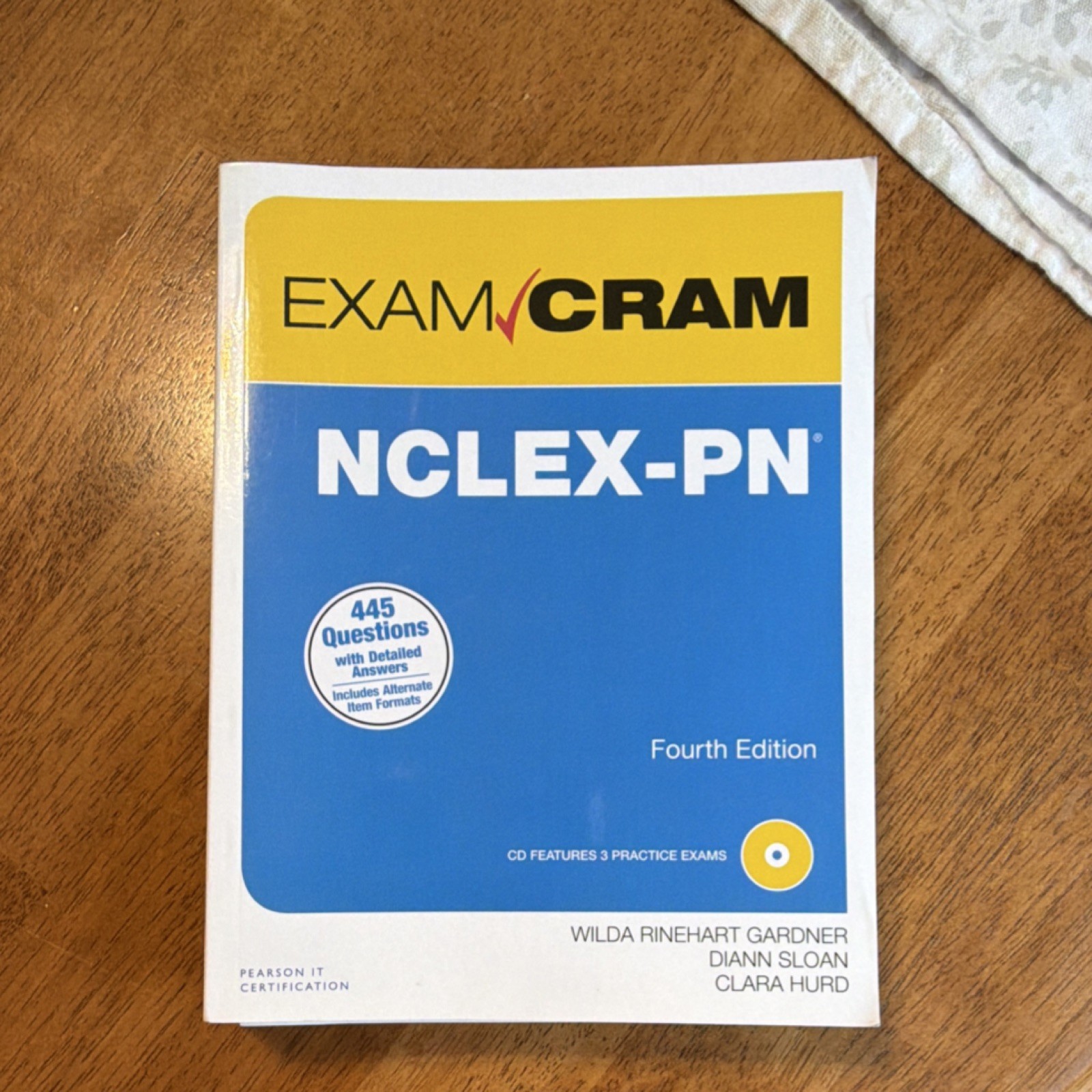 Exam Cram NCLEX-PN Fourth Edition Study Guide Book English