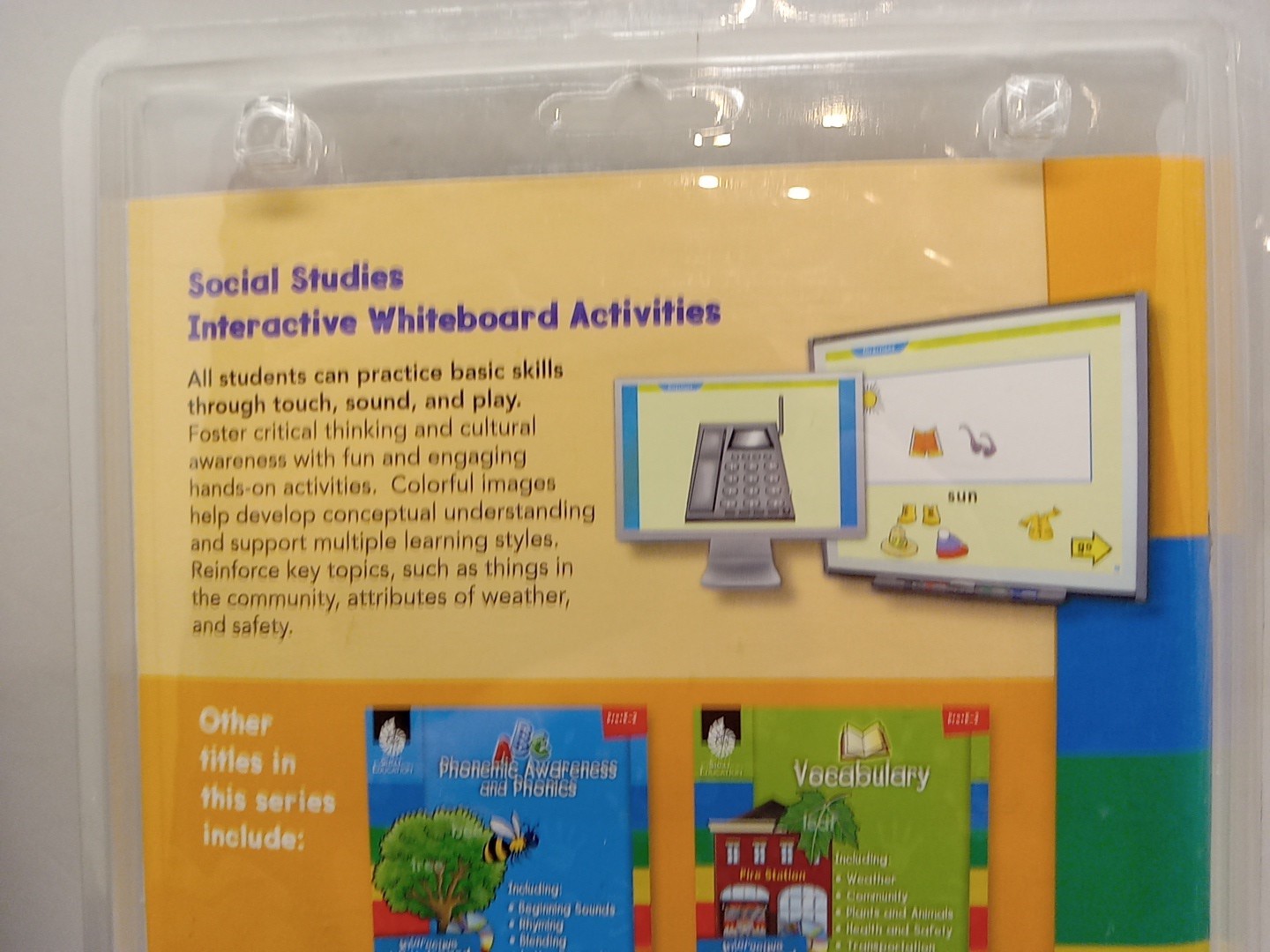 Interactive Whiteboard Activities Social Studies PreK – 2nd(Book/CD, Shell) NEW