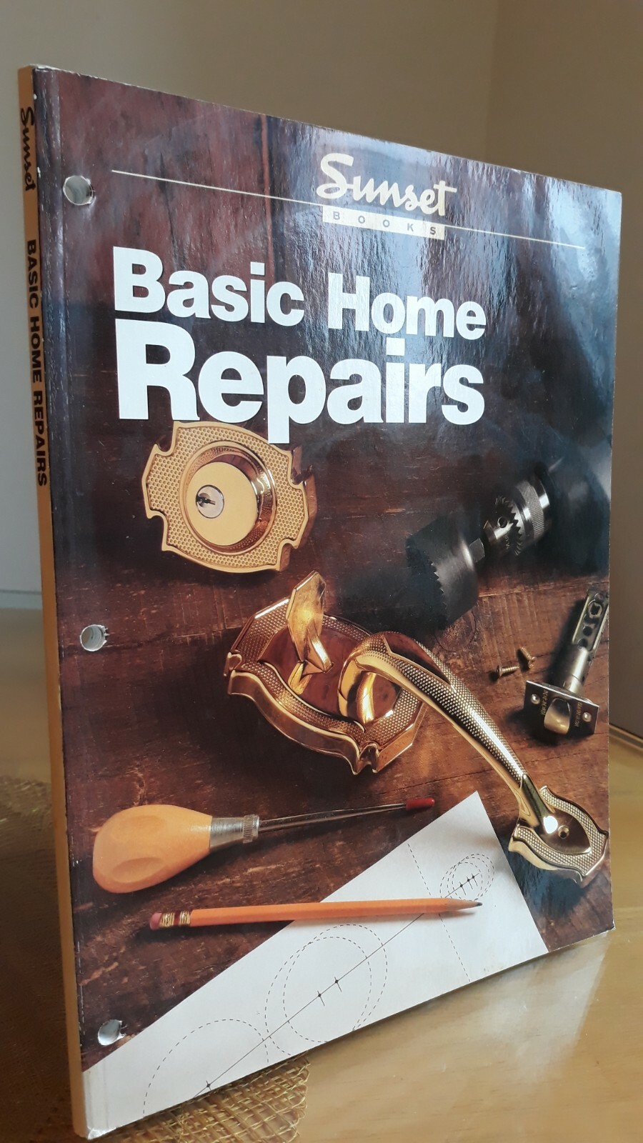 Basic Home Repairs Guide Book by: Sunset 5th printing 1998