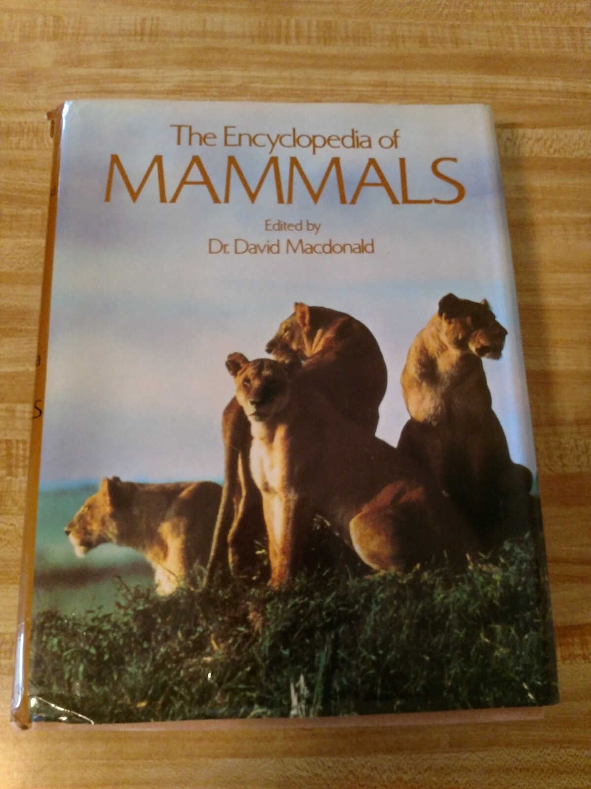 The Encyclopedia of Mammals Hardcover