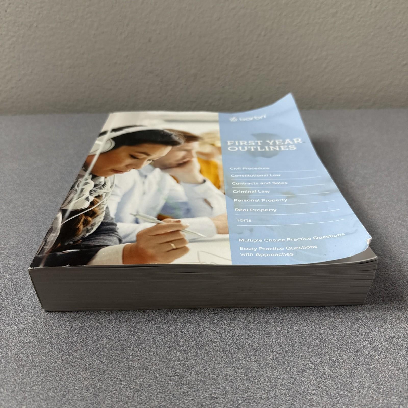 Barbri First Year Outlines Paperback