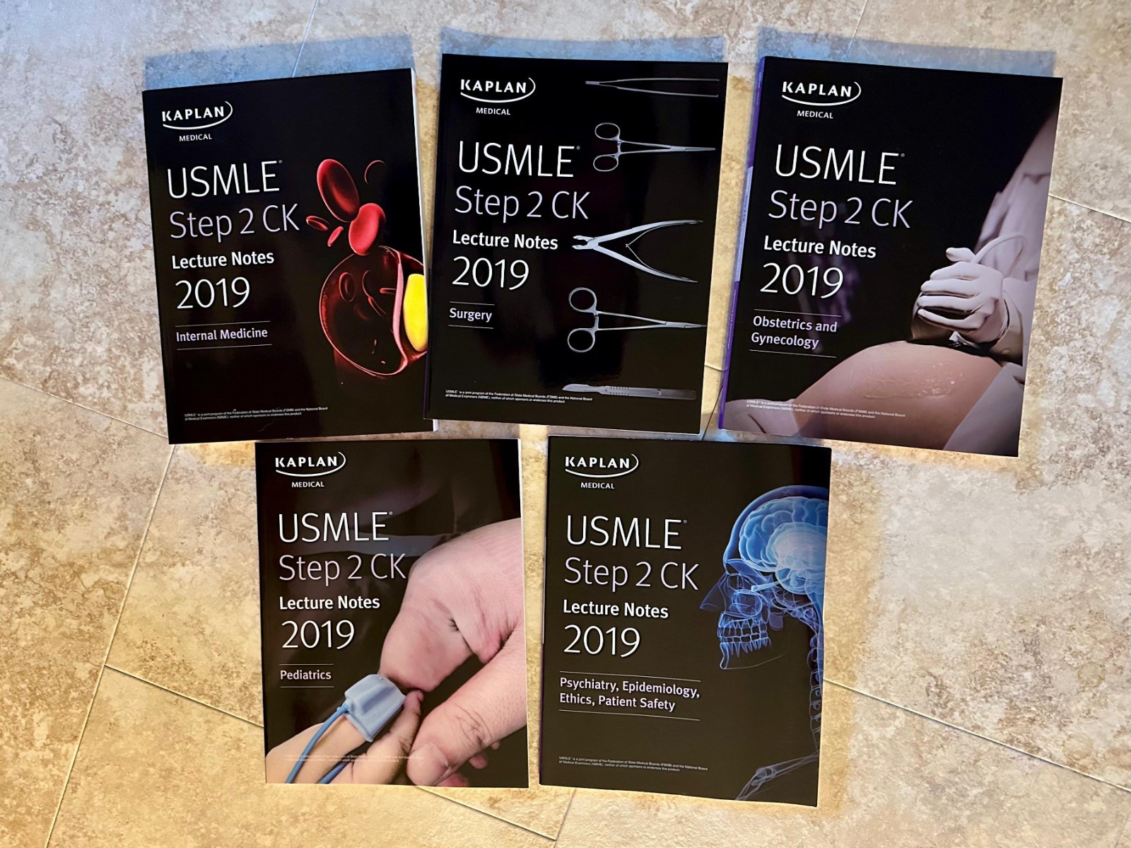 Kaplan USMLE Step 2CK Lecture Notes 2019, 5 Book Clinical Review – Like new