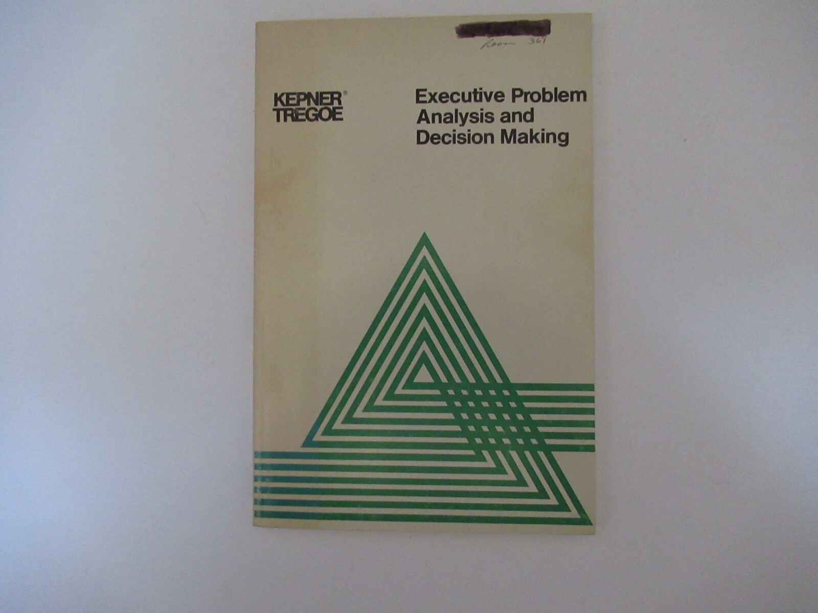 PROBLEM SOLVING MADE SIMPLE; LEARN THE ART OF SOLVING PROBLEMS