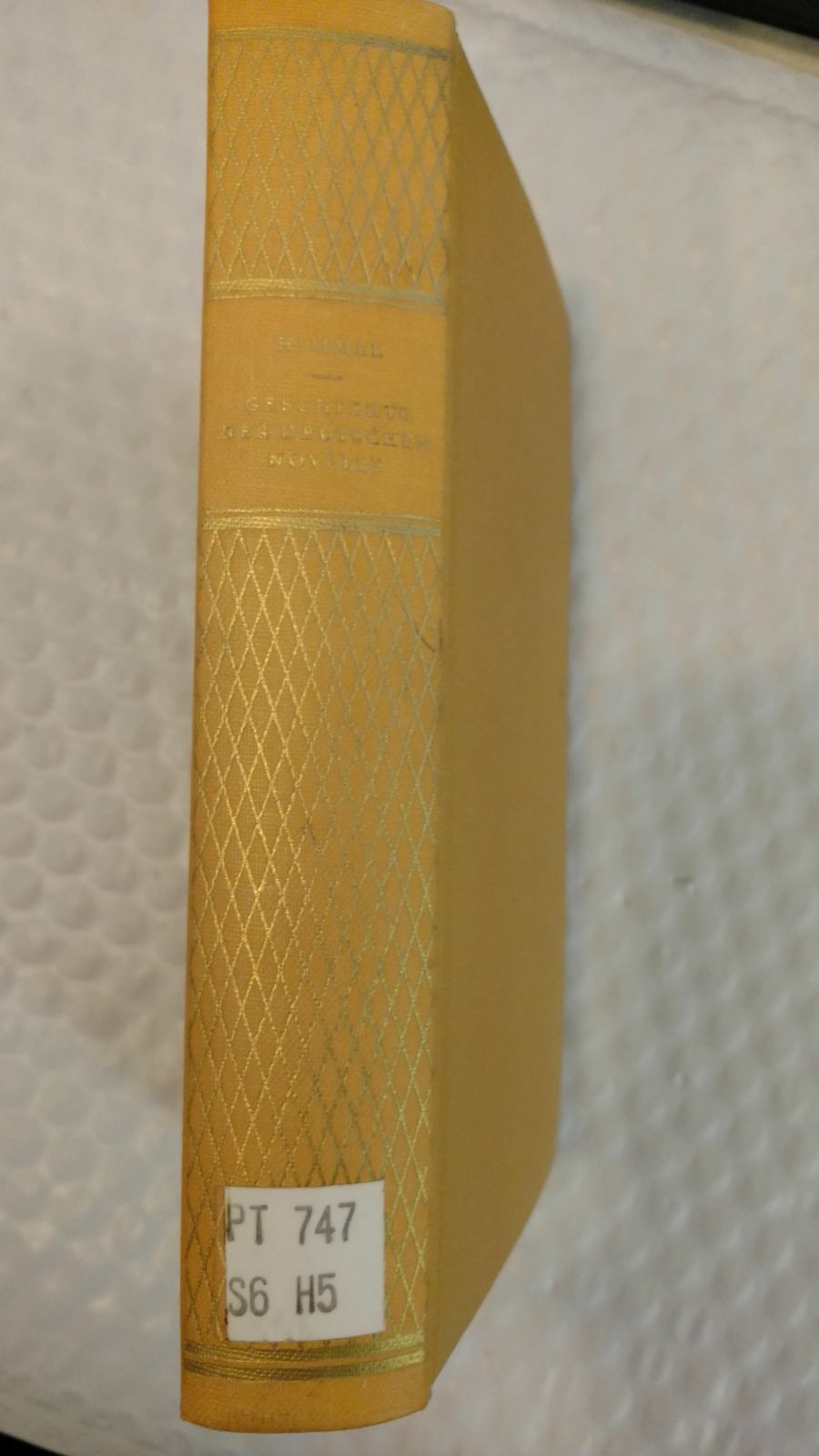 Geschichte der Deutschen novelle (German) Hardcover – 1963 by Hellmuth HIMMEL