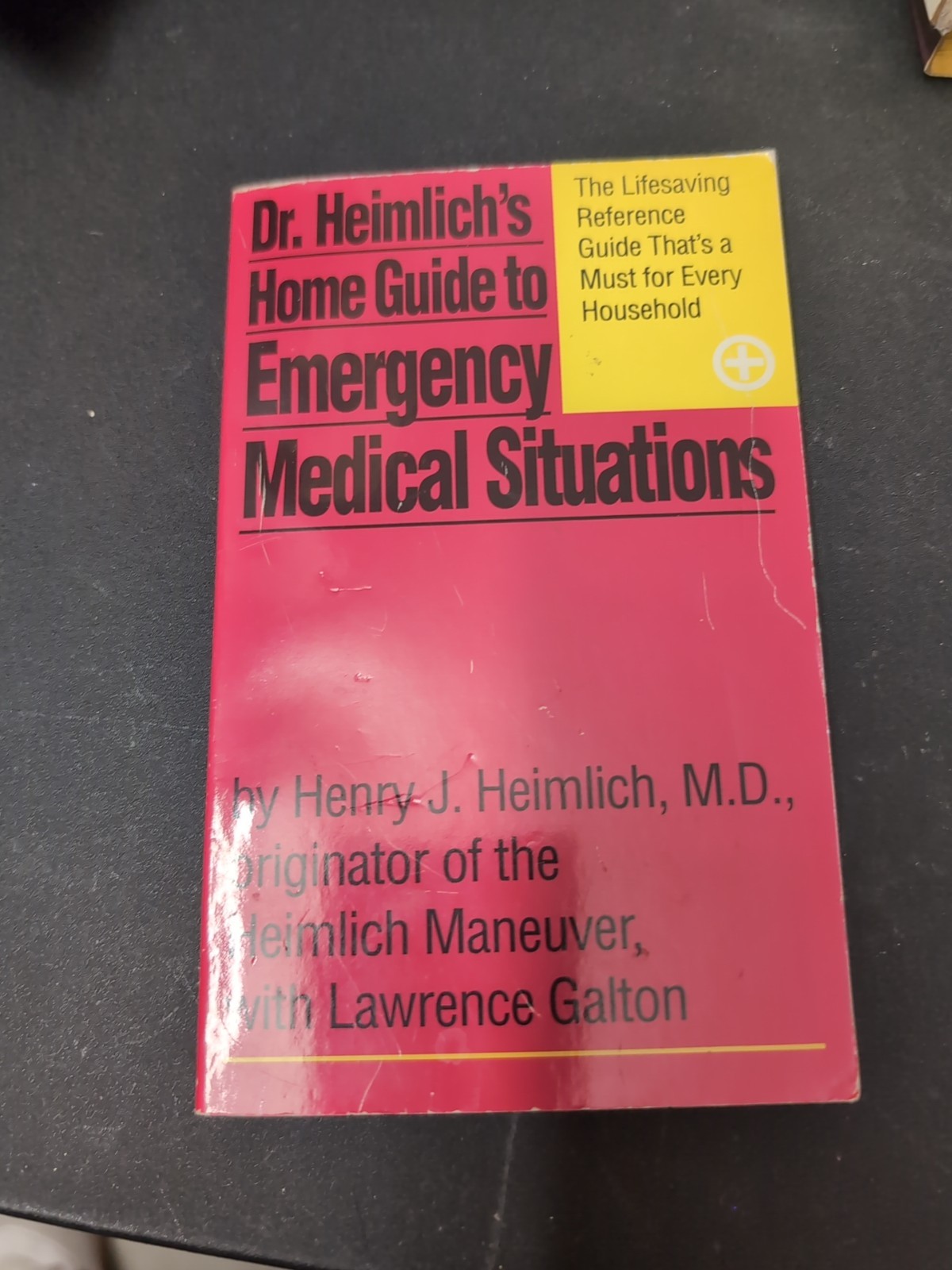 Vtg 80s Dr Heimlichs Home Guide To Emergency Medical Situations Heimlich 1980