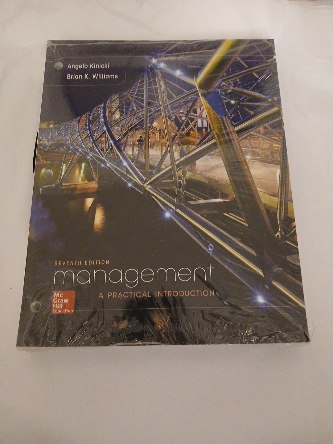 Management 7e (loose leaf) MC GRAW HILL EDUCATION BRAND NEW SEALED