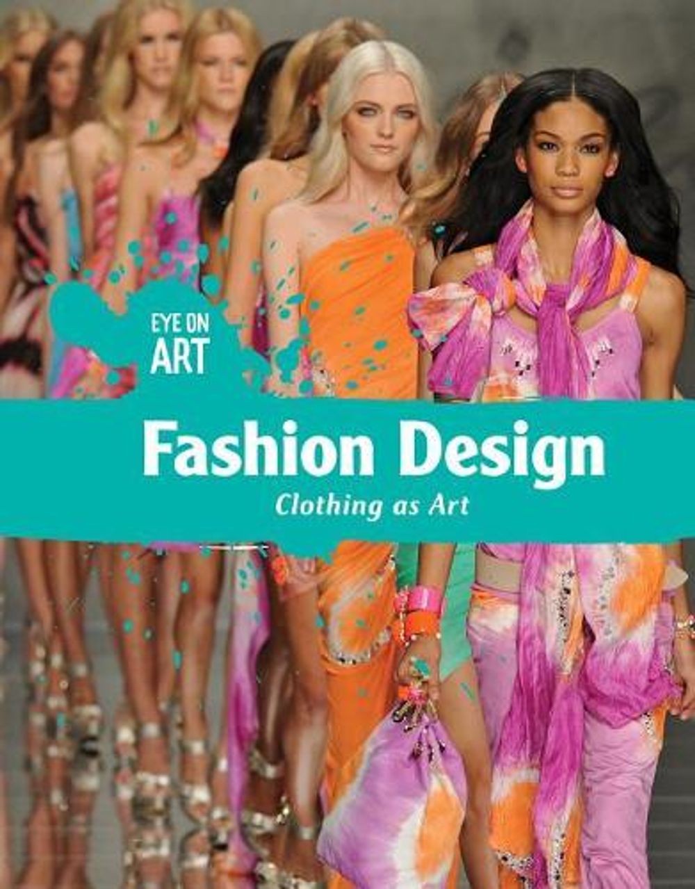 Fashion Design: Clothing as Art by Ruth Huoh (English) Hardcover Book