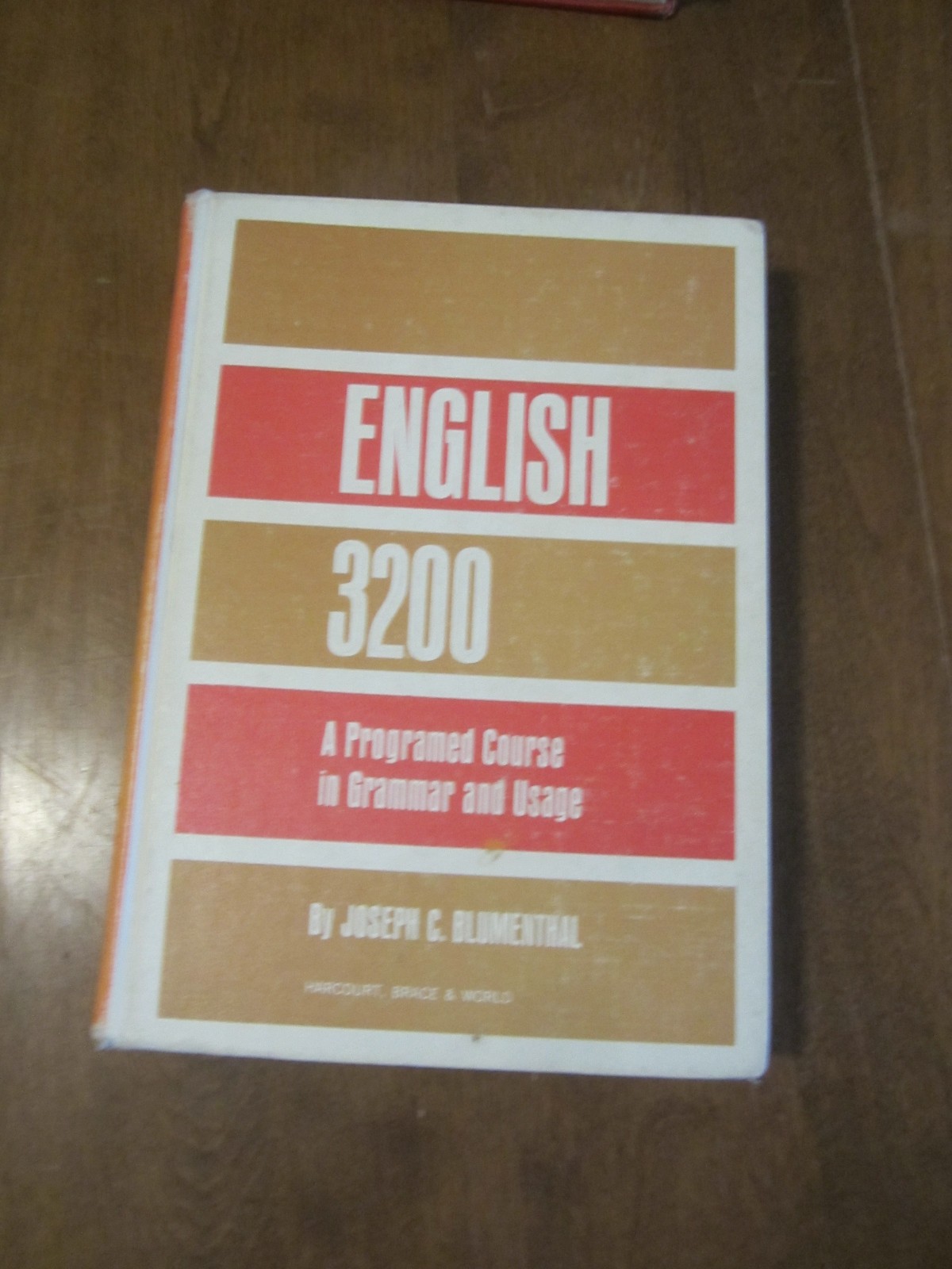 ENGLISH 3200: A Programed Course in Grammar and Usage – Joseph Blumenthal 1962 v