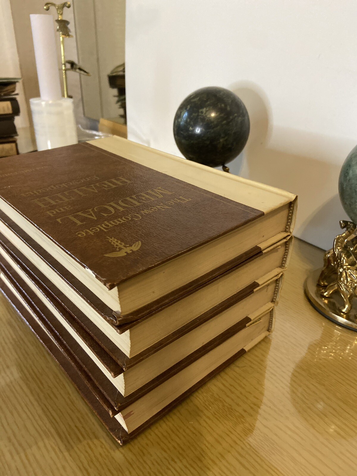 Complete 4v The New Complete Medical and Health Encyclopedia by Richard J Wagma