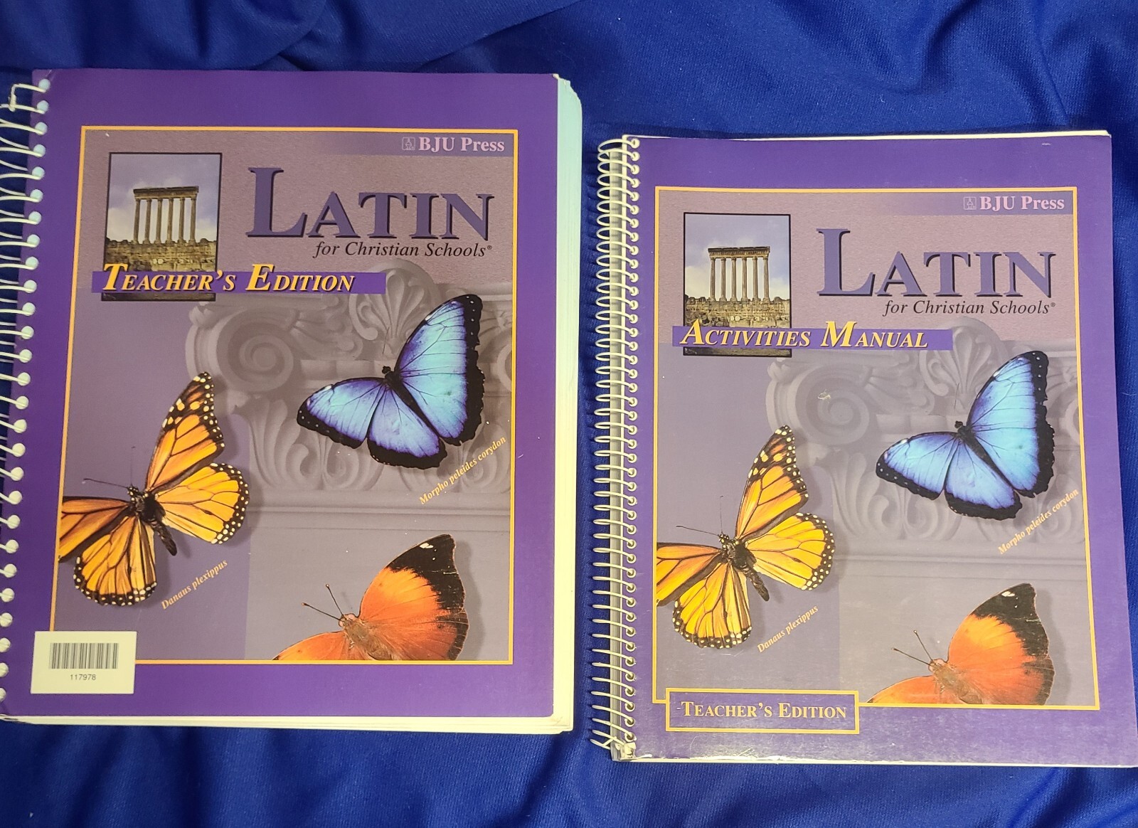 LATIN FOR CHRISTIAN SCHOOLS – Teacher’s Edition + Activities Manual, Spiral-VG