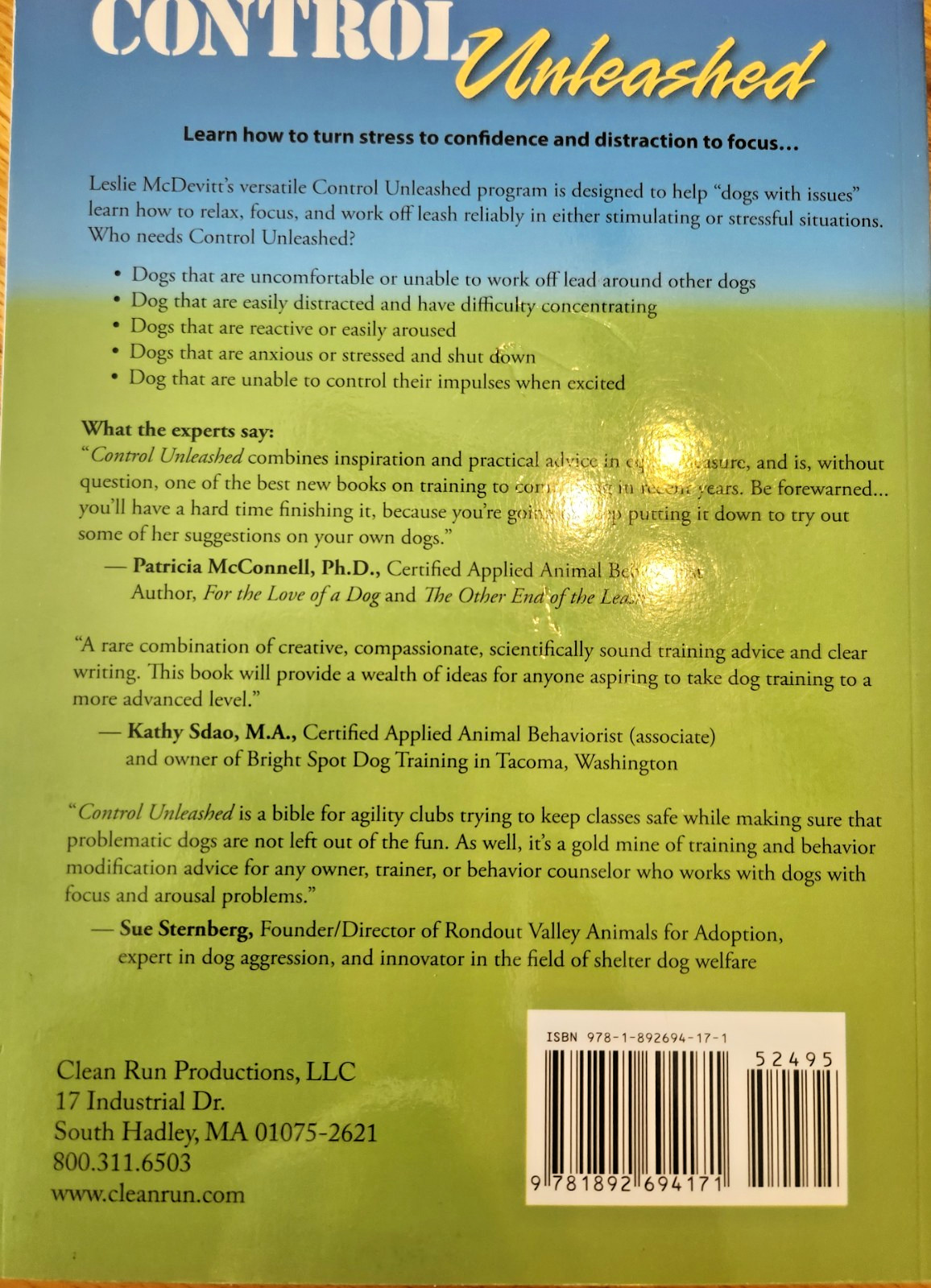 CONTROL UNLEASHED: CREATING A FOCUSED AND CONFIDENT DOG By Leslie Mcdevitt *NEW*