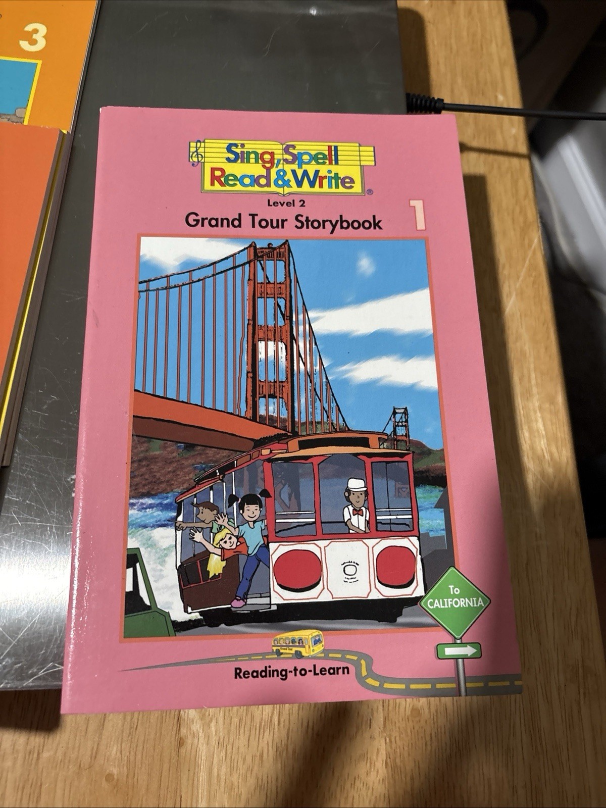 Sing, Spell, Read And Write Level 1-4