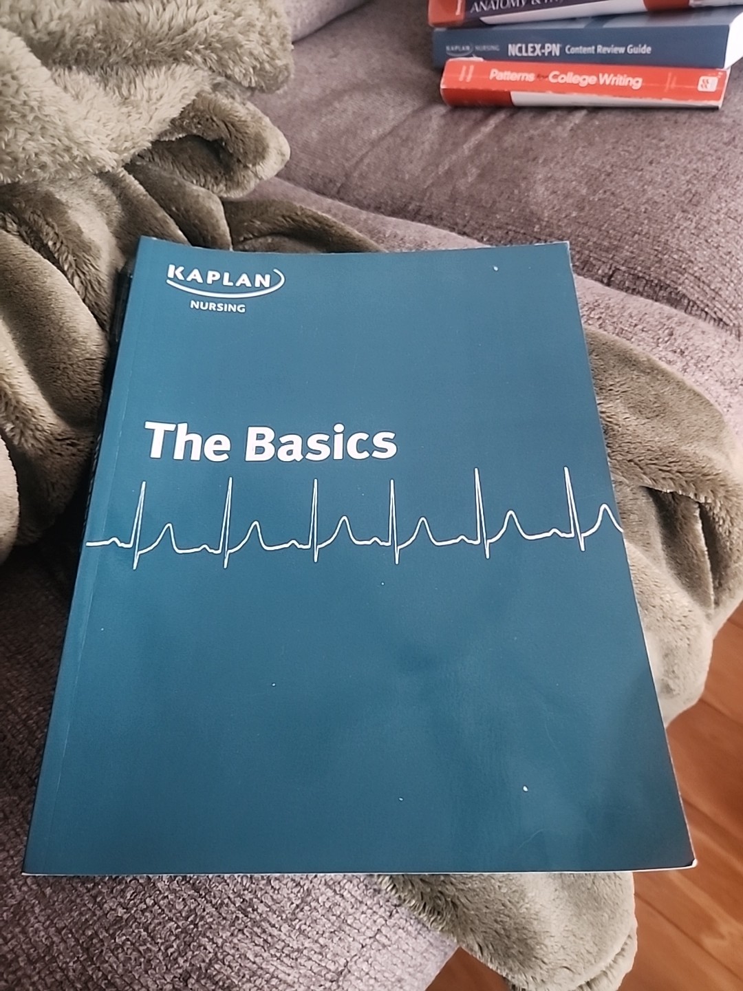 Kaplan Nursing – The Basics Review Book for NCLEX or Nursing School – Excellent