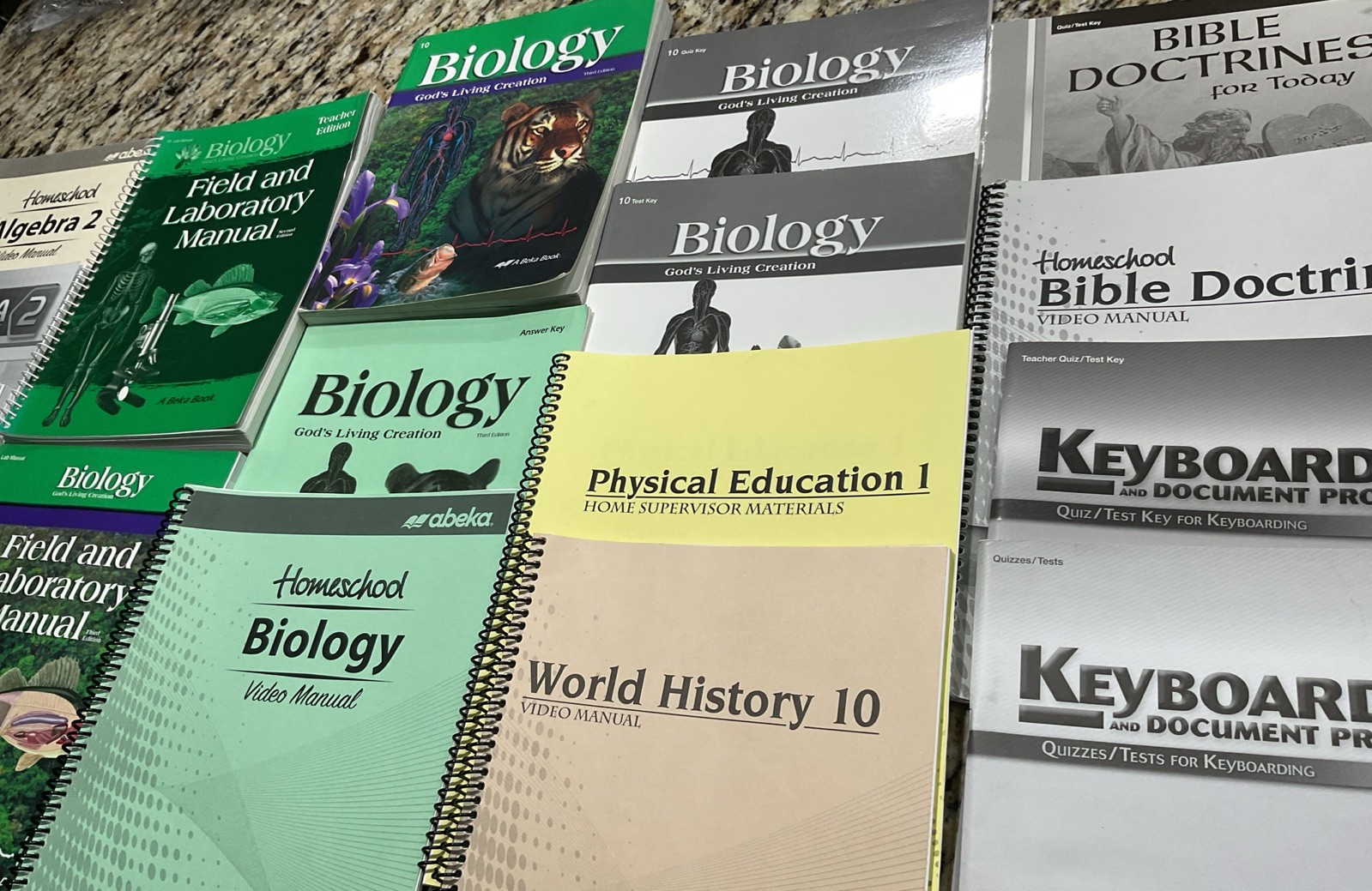 Abeka 10th grade Lot! Biology,Algebra 2, Keyboarding,teacher Keys,textbook