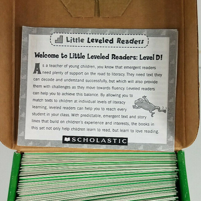Scholastic Little Leveled Readers Level D 74 piece book set w/ box 2003