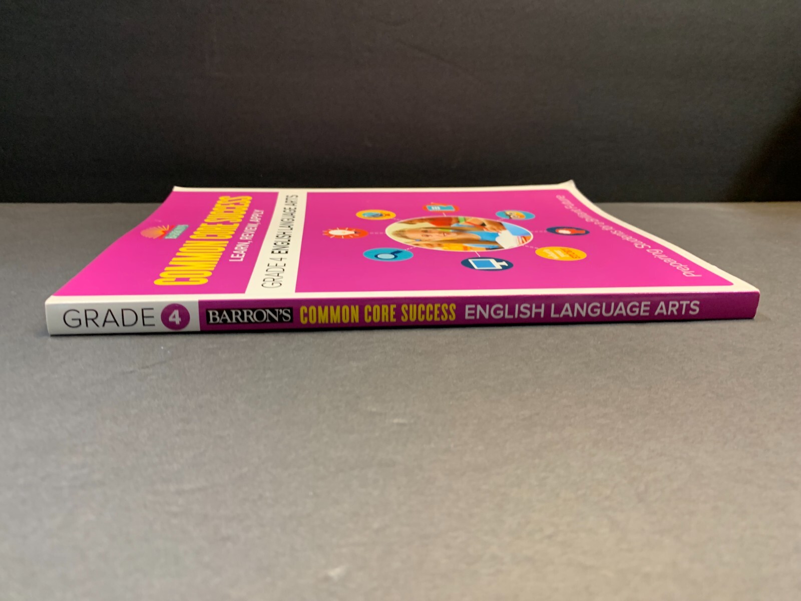 Barron’s Common Core Success Ser.: Common Core Success Grade 4 English Language