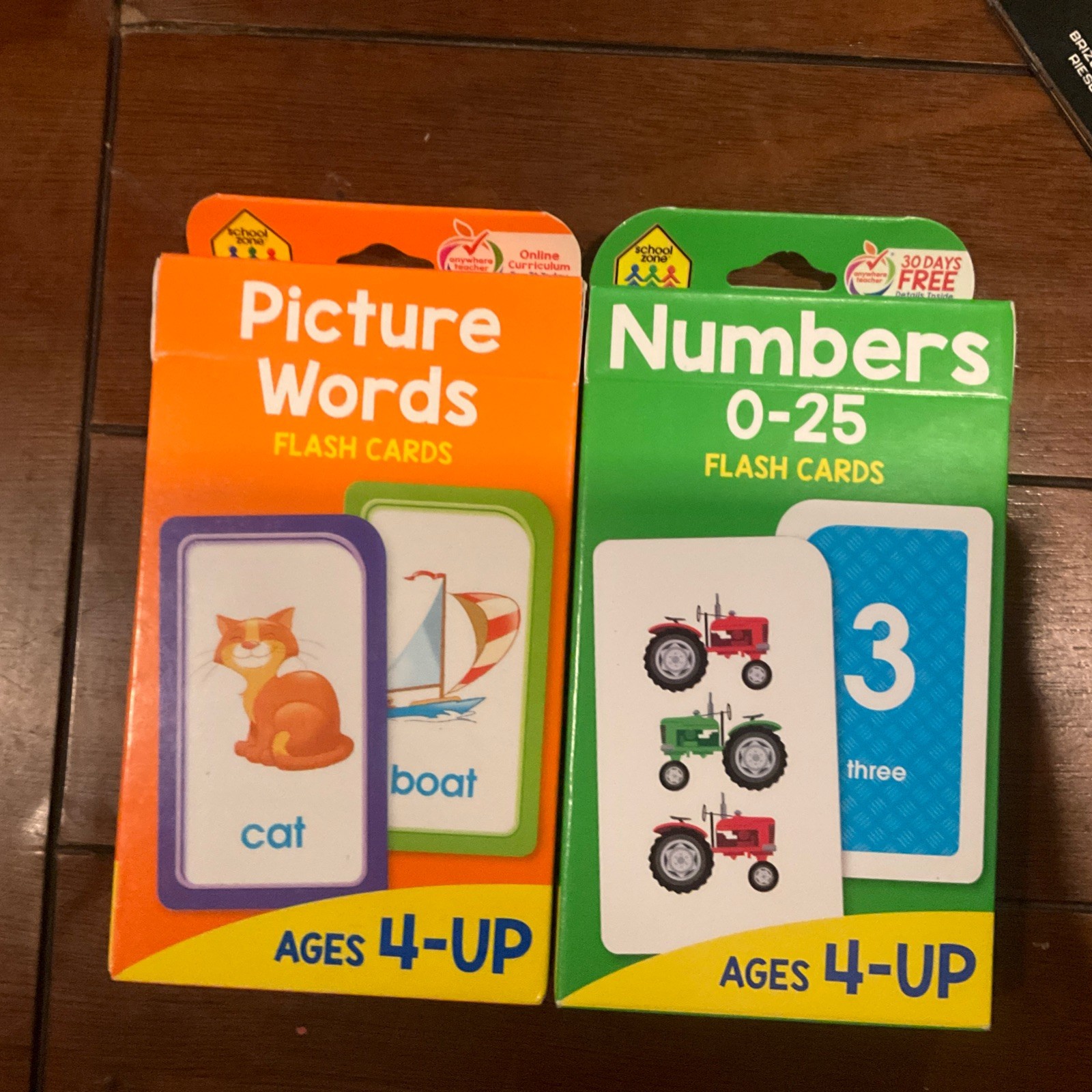 School Zone Picture Words & Numbers 0 – 25 Flash Cards