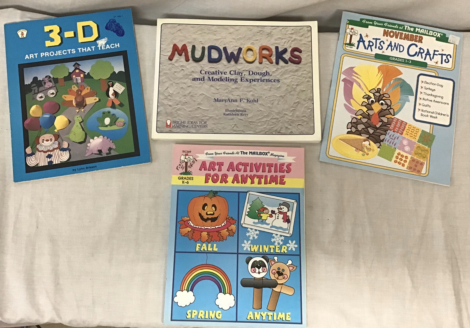 Arts and Crafts Activity Books – Early Learning – Lot of 4 – Projects – AC3