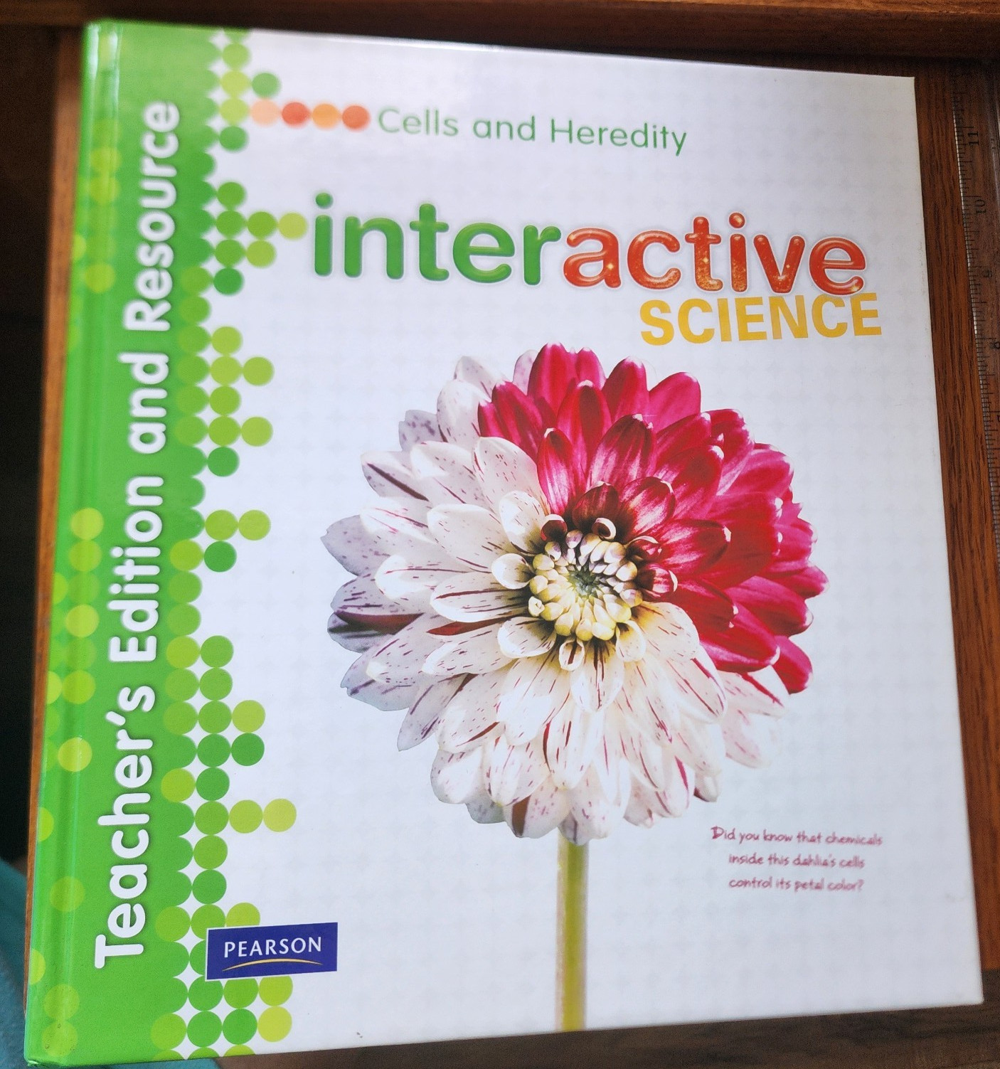 Interactive Science Teachers Edition & Resource Cells & Heredity Pearson HC 2011