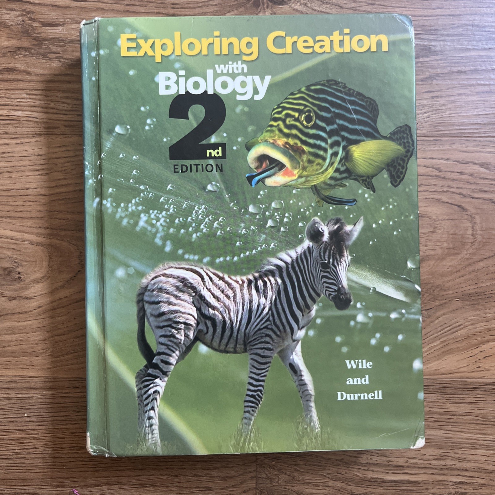 Exploring Creation with Biology : Student Textbook (Apologia)