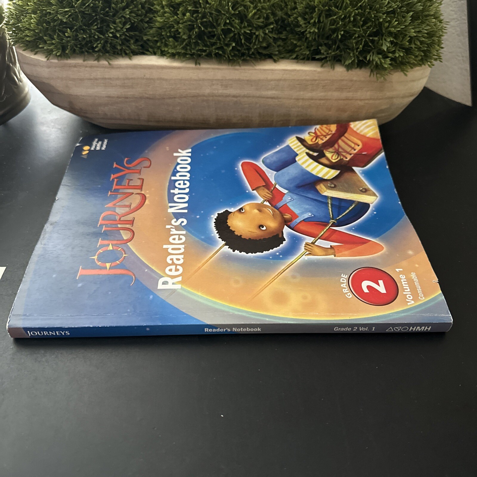 Reader’s Notebook Volume 1 Grade 2 by Houghton Mifflin Harcourt