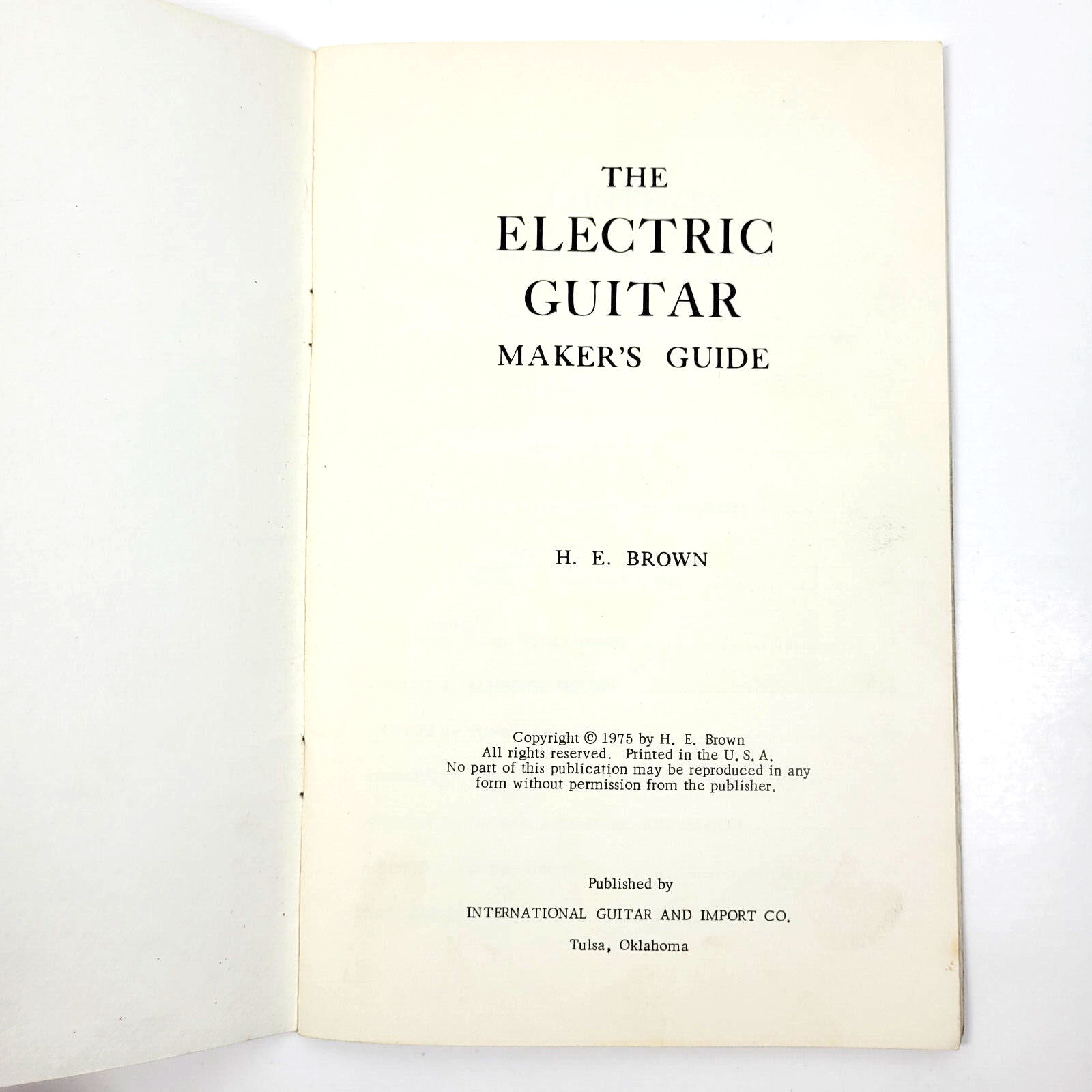 The Electric Guitar Maker’s Guide, Illustrations Line Drawings Step x Step Book