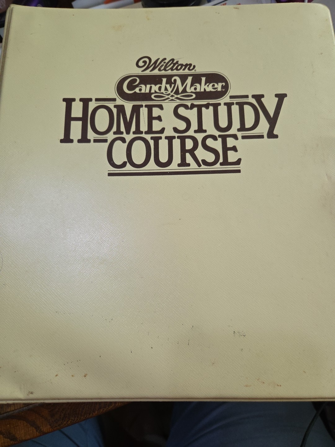 Wilton’s Home Study Candy Making Courses. 3 Lessons In 3 Ring Binder.