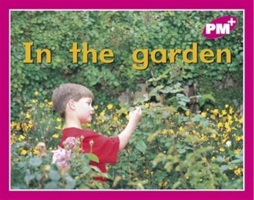 PM PLUS MAGENTA 1 FCN IN THE GARDEN x 6: In the Garden PM PLUS Mage… Paperback