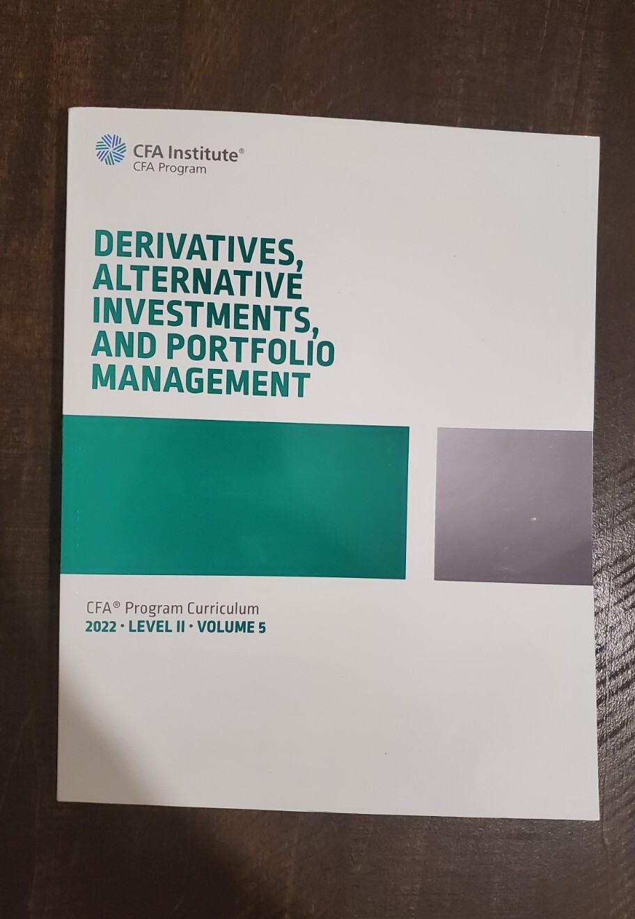 CFA Institute CFA Program Curriculum Level II Volumes 5 – Derivatives, Alterna..