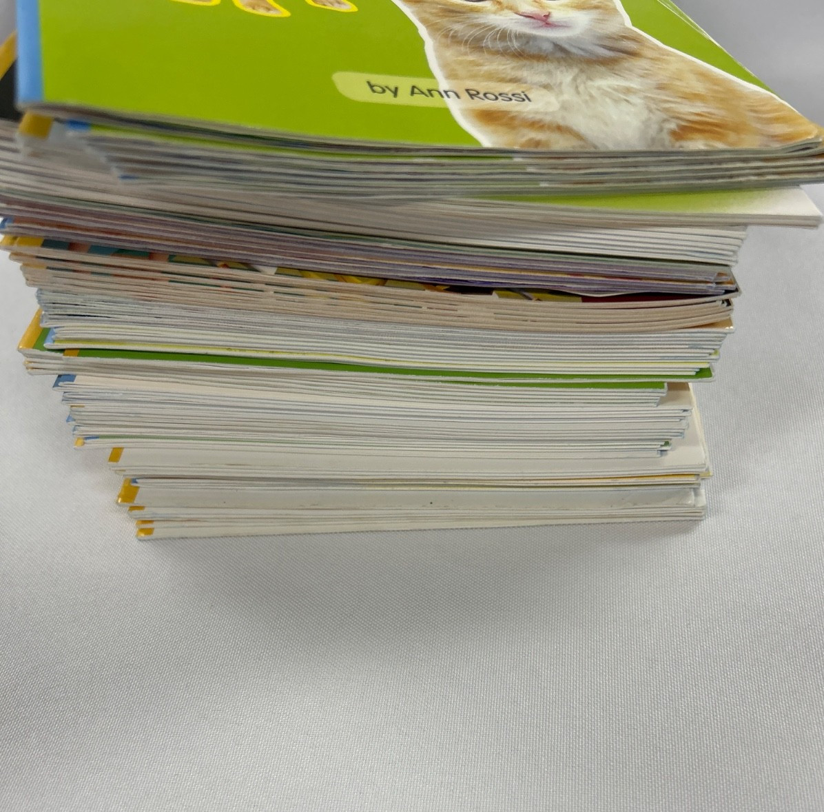 Pearson 1st Grade Early Reader Classroom Bundle (16 Titles / 77 Total books)