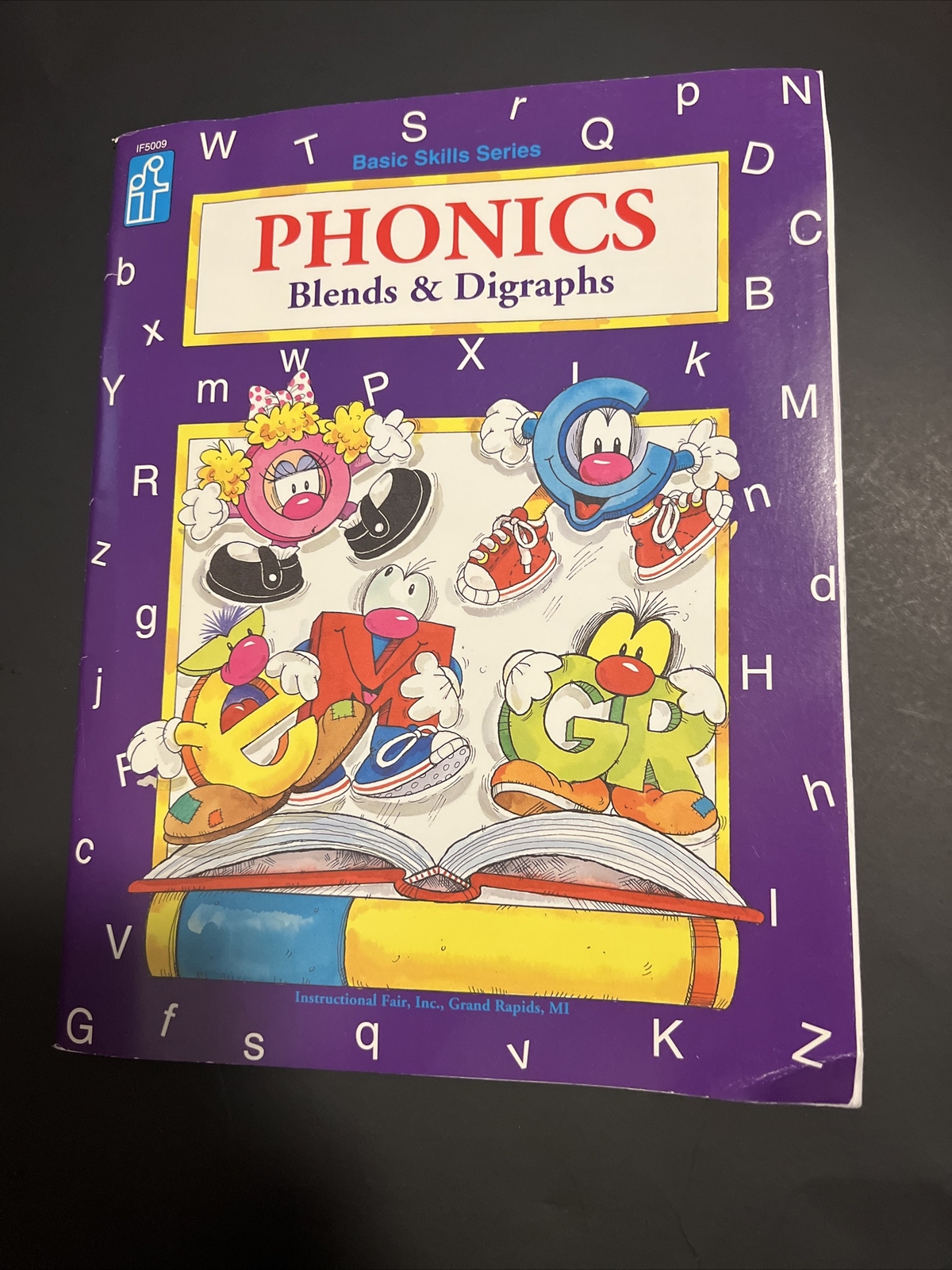 Phonics : Blends and Digraphs , Basic Skills Series